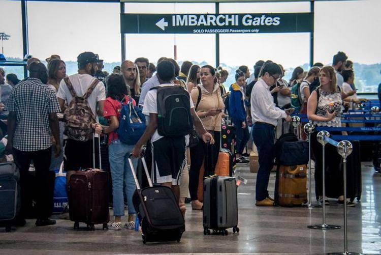 Aeroporto e trasporti, domani lo sciopero - Fotogramma