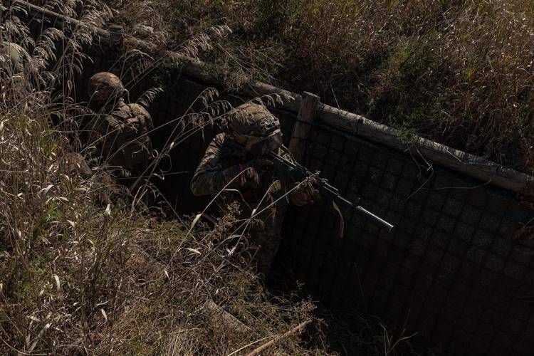 Sul fronte cala la 'nebbia di guerra' - Ascolta