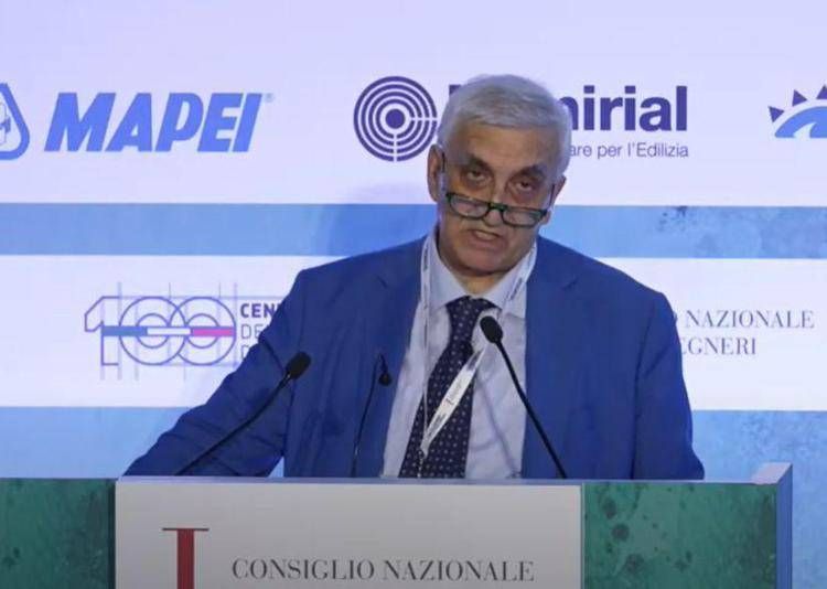Equo compenso, ingegneri: