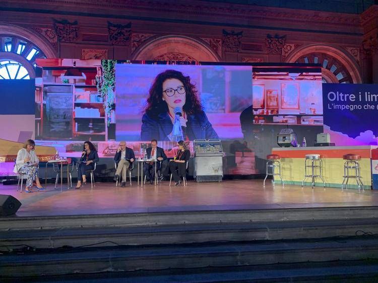 Festival Nazionale dell’Economia Civile, Bellucci (Viceministro Lavoro e Politiche Sociali): «Chiedo scusa per Caivano