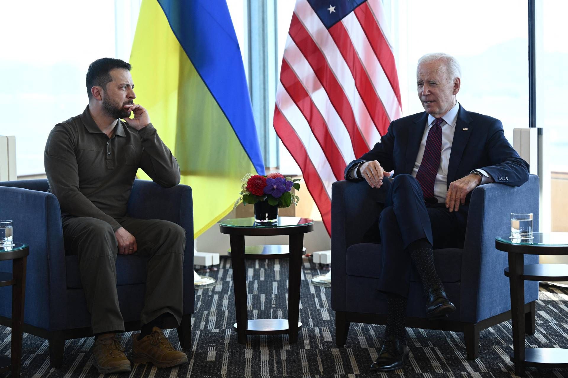 Ukraine, stop US weapons?  The situation: Biden reassures Zelensky