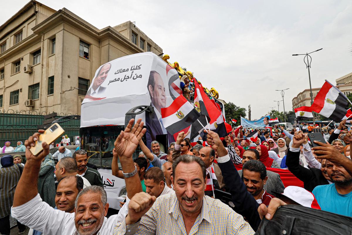 Egitto, presidenziali: al-Sisi si candida per terzo mandato