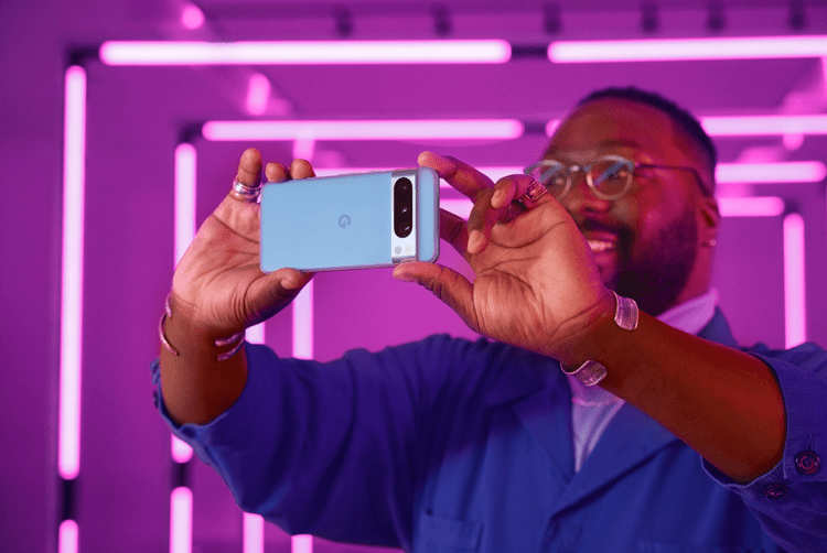 Google presenta Pixel 8 e 8 Pro, alimentati dall'intelligenza artificiale