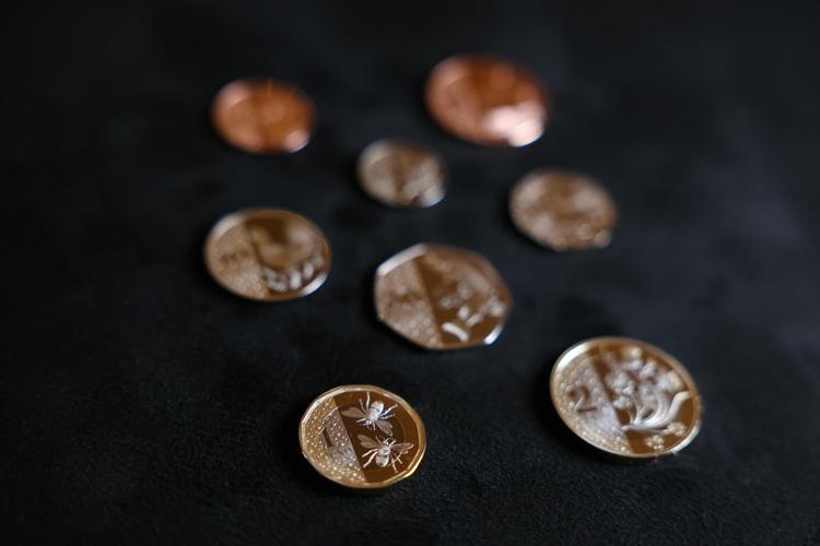 Le monete del regno di Carlo III - Afp