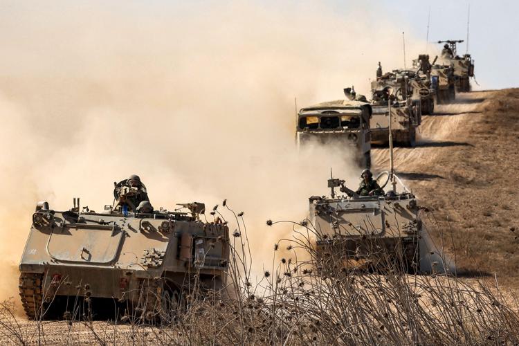 Rafah accerchiata, tank Israele al confine. Nuovo vertice per una tregua