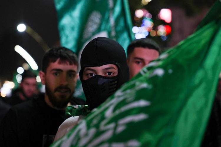Paesi arabi e musulmani fra i nemici di Hamas - Ascolta