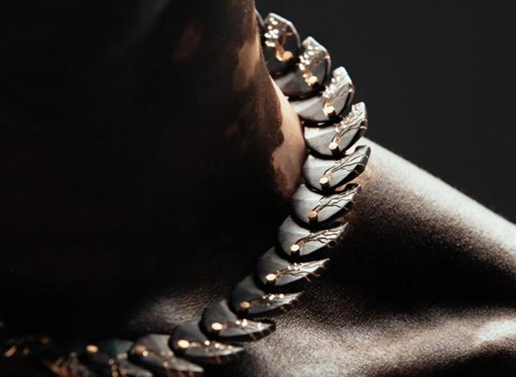 'Tra Tempo e Materia', Es e i gioielli di Riccardo Contini in mostra in Svizzera