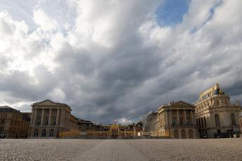 France and the threat of terrorism, Versailles evacuated again