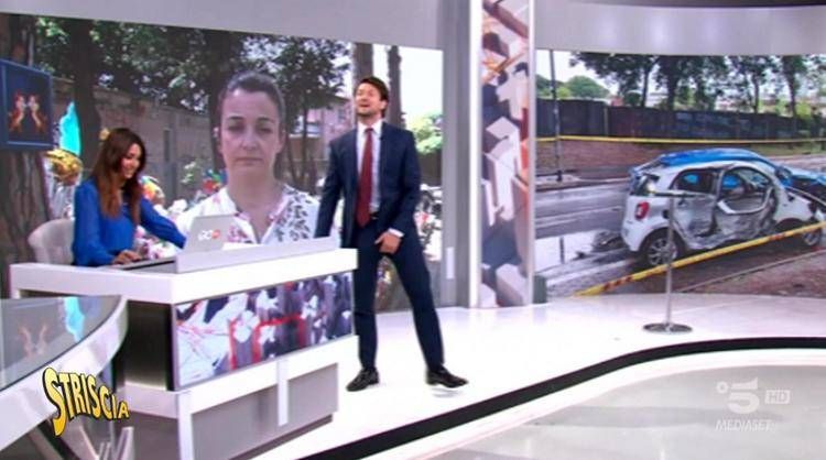 Giambruno nei fuorionda trasmessi da Striscia la notizia - Fotogramma