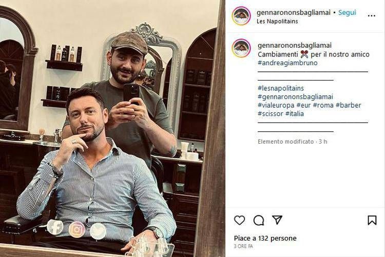 Andrea Giambruno taglia il ciuffo, la foto dal barbiere