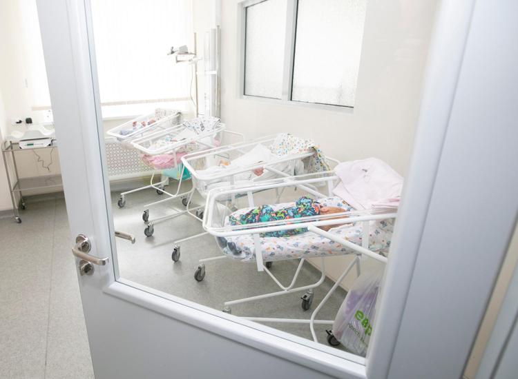 Neonati in ospedale, repertorio ()