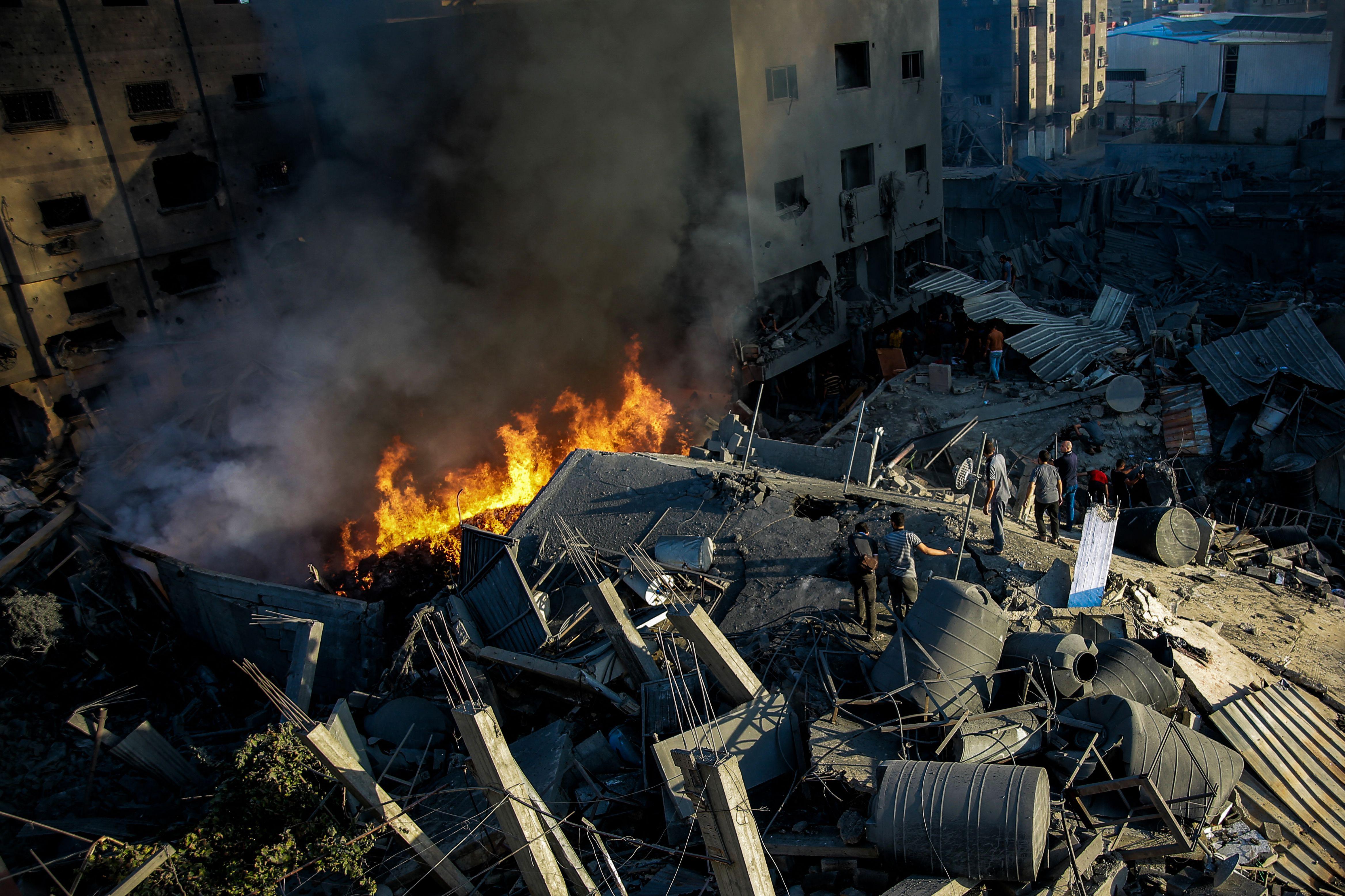 “From Tel Aviv collective punishment to Gaza”