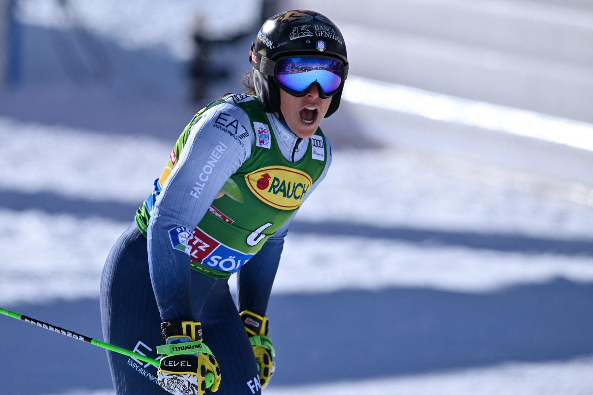 En ski, Brignone remporte le slalom géant au Canada