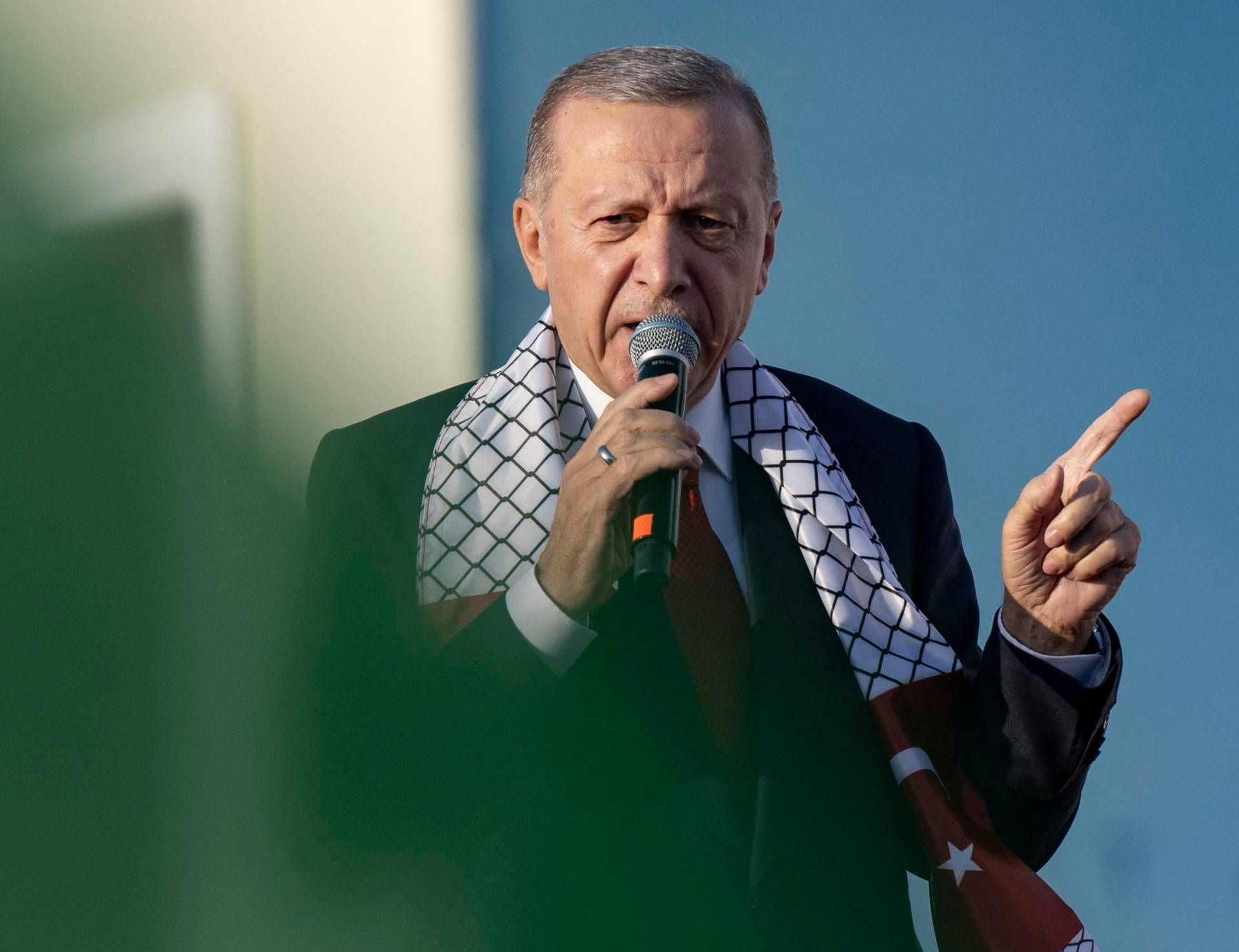 ”Israel är en krigsförbrytare och Hamas är ingen terrorist”