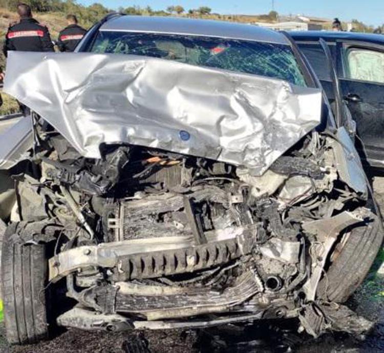 Incidente Chieti, morti neonata e il padre in scontro tra due auto a San Salvo