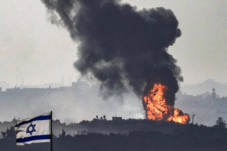 Israeliani a pochi metri dal centro di comando di Hamas - Ascolta