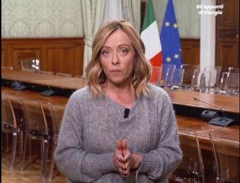 Reforms, Meloni to the citizens: “Do you want to decide or are you watching the parties?”
