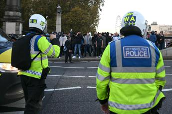 London, clashes between right-wing extremists and police at a pro-Palestine march: over 100 arrests