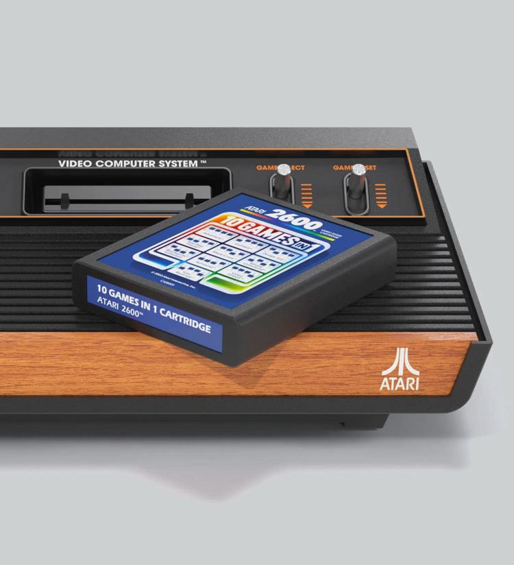 Atari 2600+, torna nei negozi la console classica in versione 2023