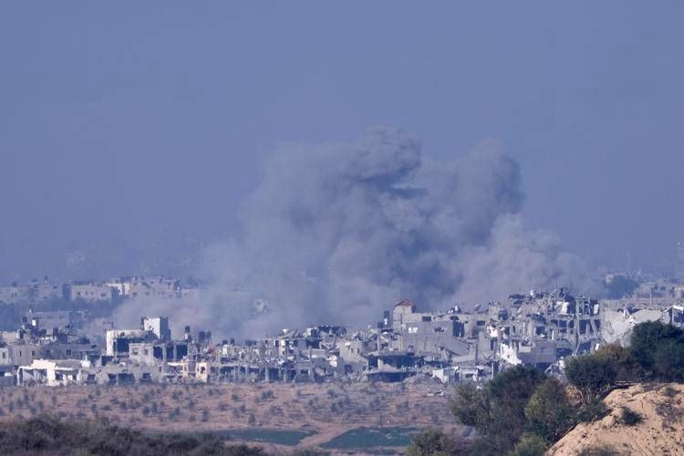 Raid delle forze israeliane nella Striscia di Gaza (Afp)