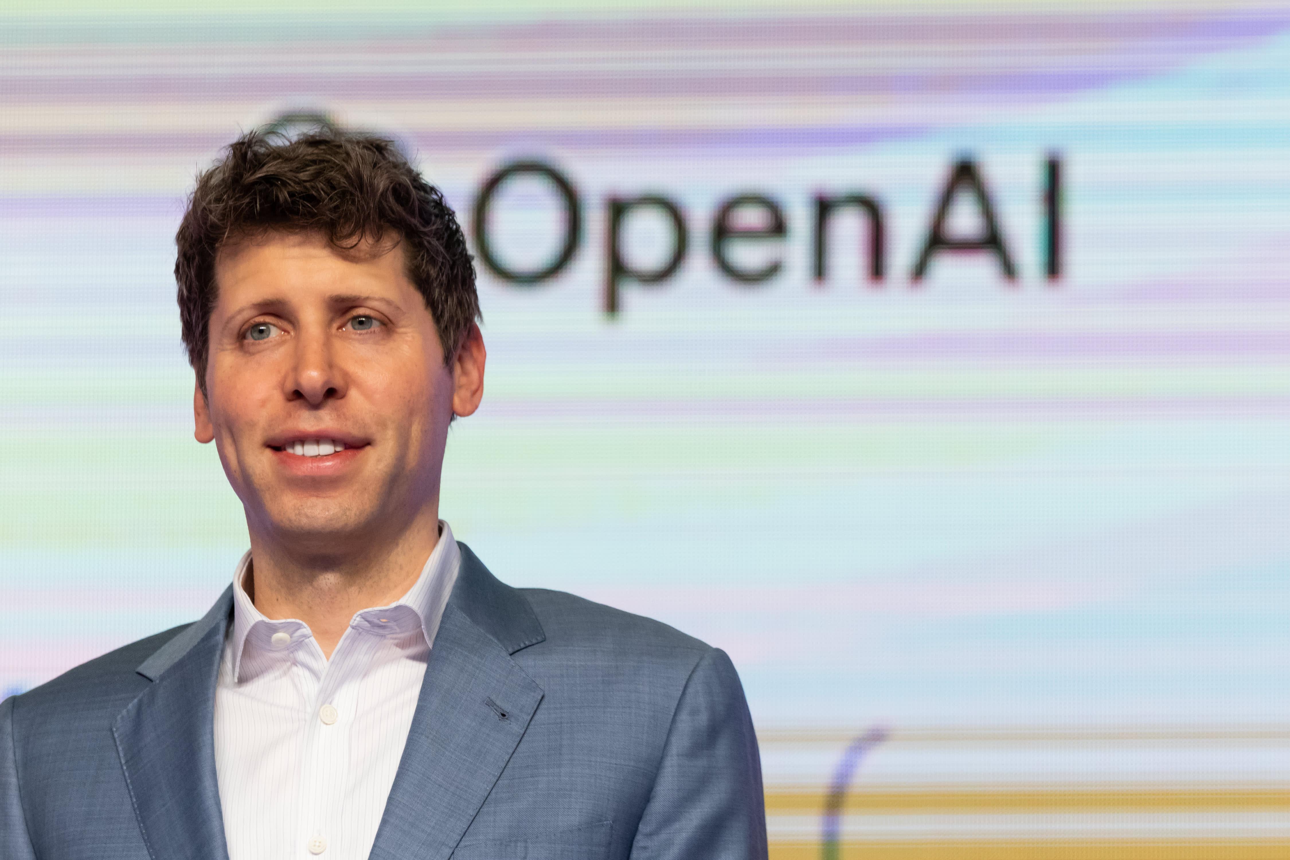 Microsoft Brings on Board Sam Altman, Co-Founder of OpenAI