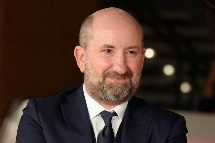 Podcast Adnkronos, 'Aggiungi contatto': Antonio Albanese al cinema con ‘Cento domeniche’