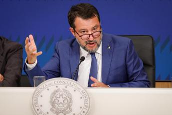 Train strike, Salvini: “Unworthy scenes”.  Unions: “A success”