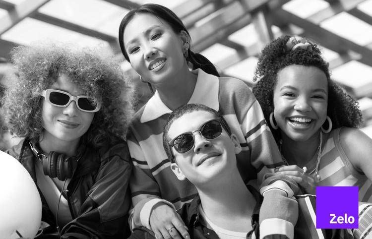 Ragazzi della Generazione Z (Foto Zelo) 