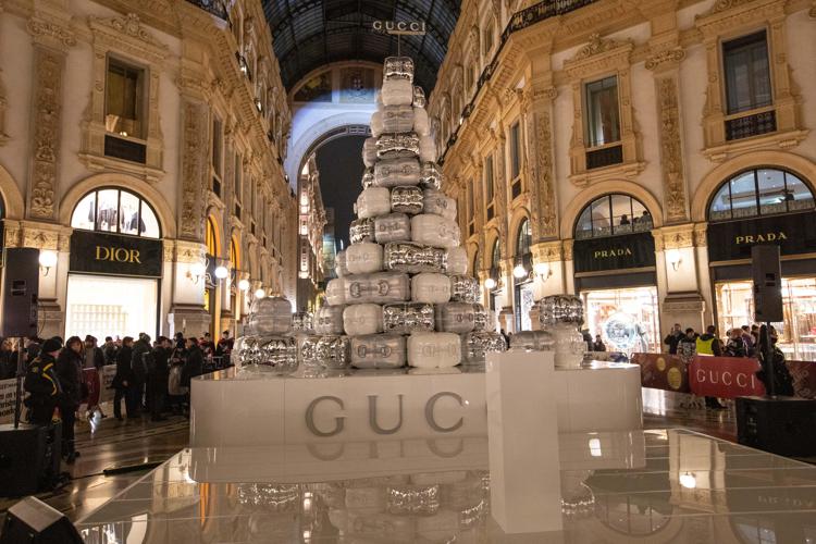 Albero Gucci a Milano - (Fotogramma)