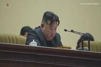 Kim Jong-Un in lacrime: