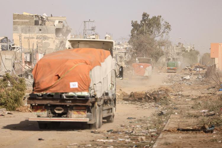 Camion di aiuti a Gaza - Afp