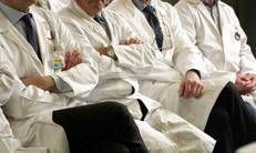 Medici italiani in fuga dal Ssn. 