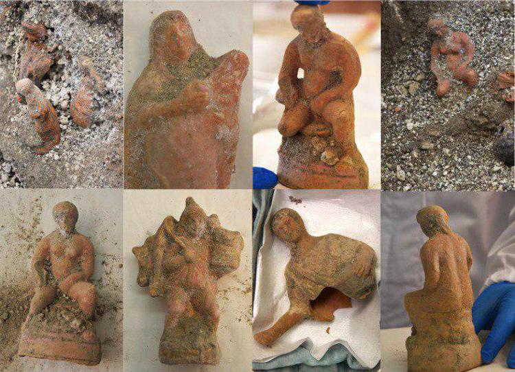 Pompei, ritrovate 13 statuine in terracotta