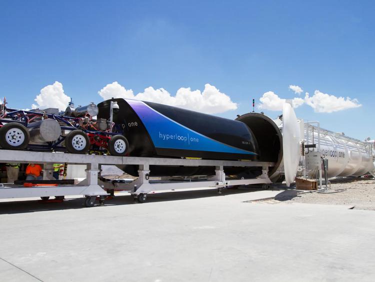 Hyperloop, chiude il progetto di treni iperveloci sostenuto da Musk