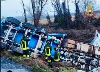 Pordenone, collision between truck and ambulance: 3 dead