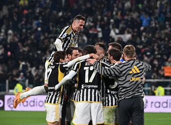 Juve-Salernitana 6-1, Juventus avalanche and Allegri in the quarterfinals of the Italian Cup