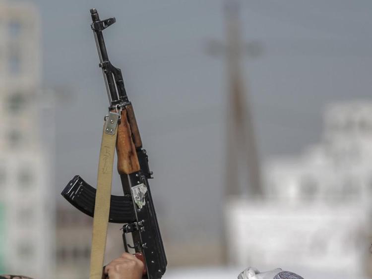 Un miliziano Houthi (Fotogramma/Ipa)