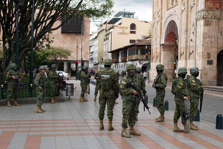 Ecuador nel caos, Perù annuncia stato di emergenza lungo la frontiera a nord Ecuador nel caos, Perù annuncia stato di emergenza lungo la frontiera a nord