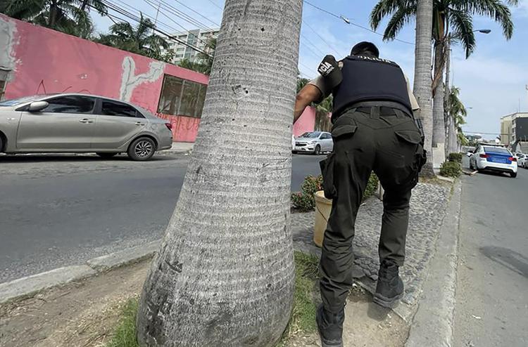 Polizia dell'Ecuador (Afp)