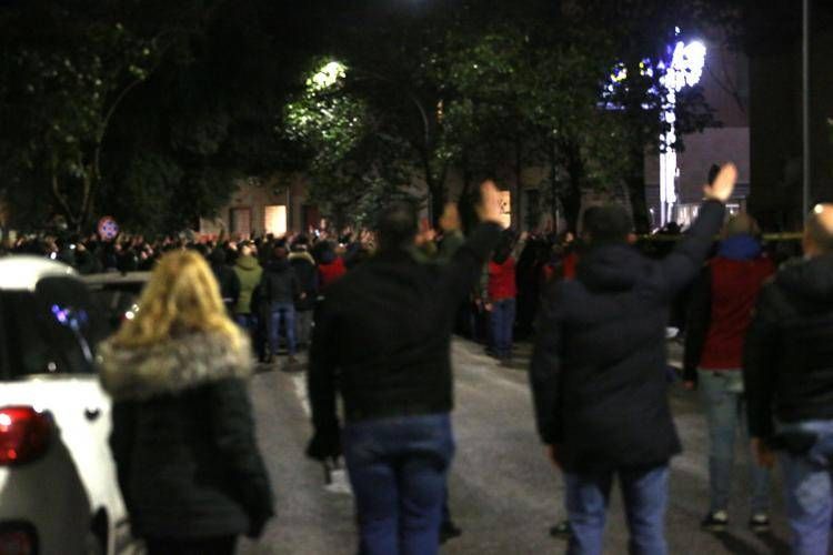 Saluti romani durante la commemorazione per Acca Larenzia nel 2021 - Fotogramma