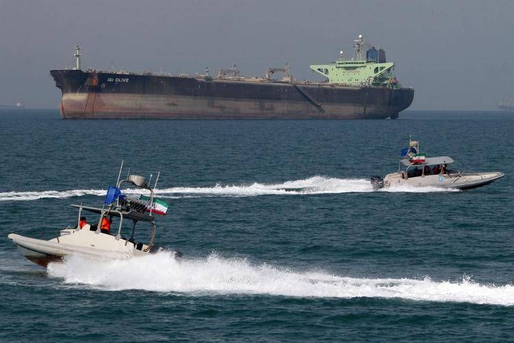 Iran sotto attacco, nuovo colpo all'economia globale: l'impatto della crisi