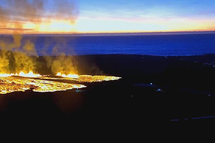 La lava avanza in Islanda
