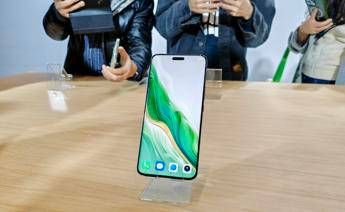 Honor presenta in Cina Magic V2 Porsche e Magic6 con intelligenza artificiale