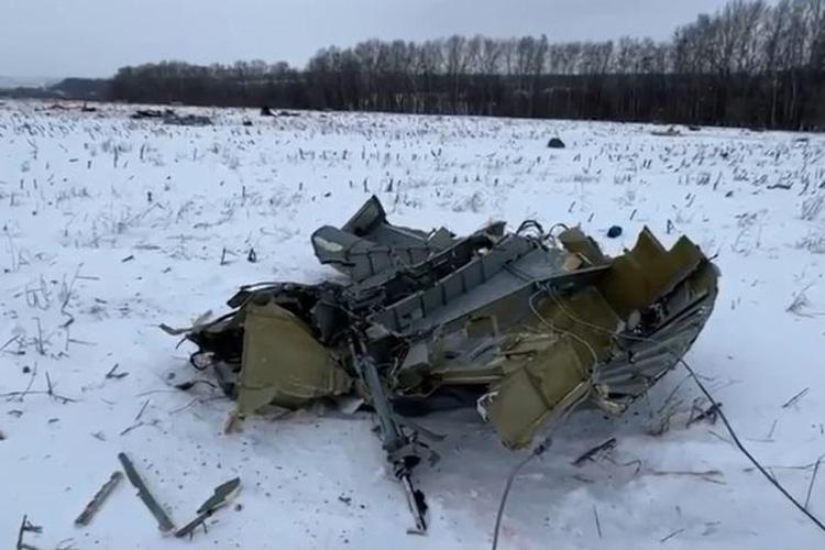 Un rottame attribuibile all'Ilyushin Il-76 