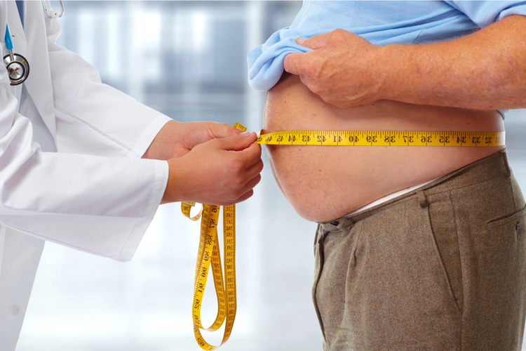 In aumento tumori colon-retto tra giovani adulti, fra cause obesità e alcol