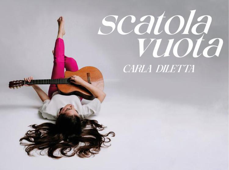 Si intitola “scatola vuota“ ed è il nuovo singolo della cantante Carla Diletta