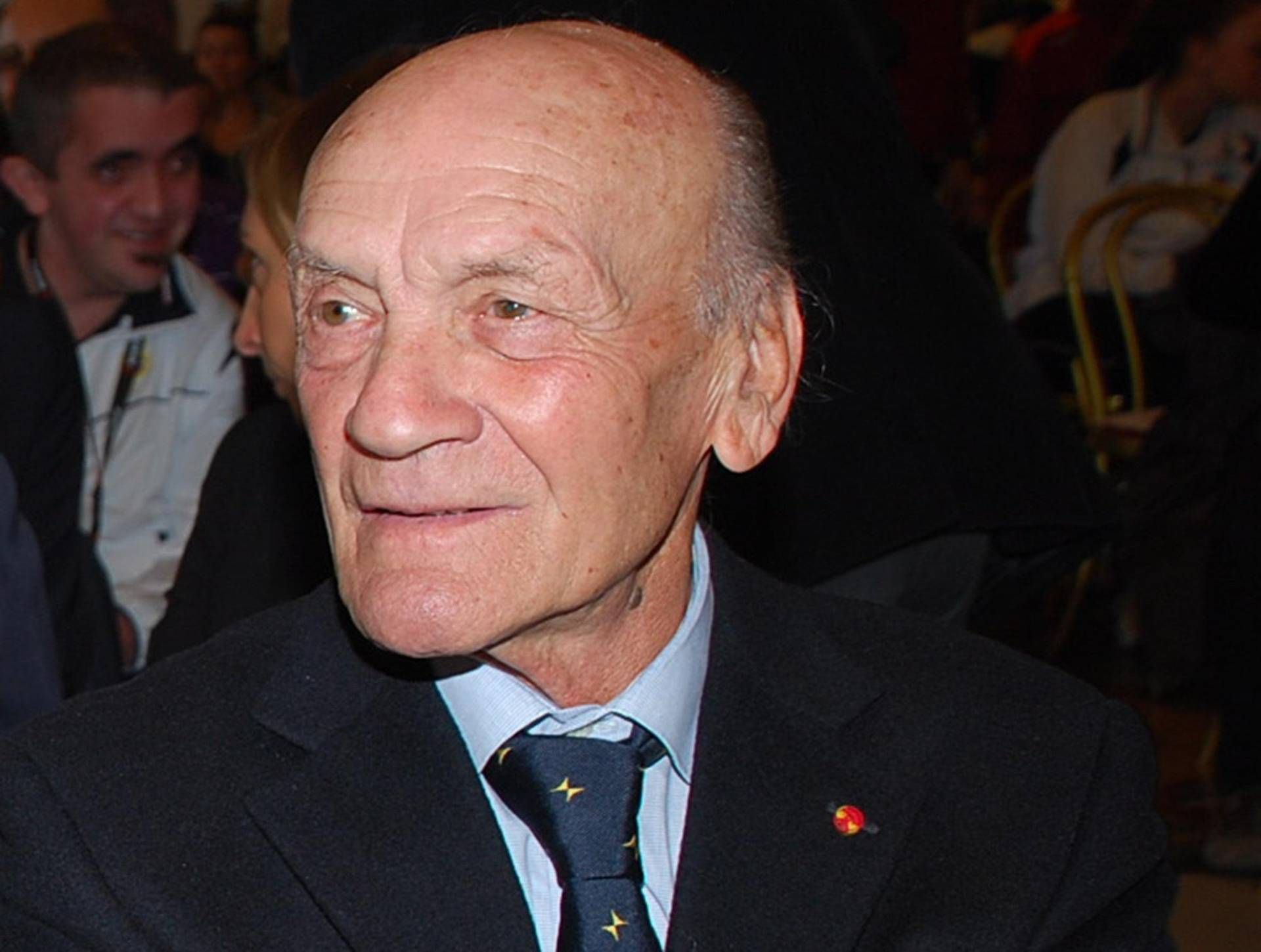 Morto a 88 anni Giacomo Losi, lo storico capitano della Roma