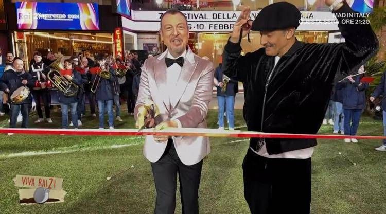 Fiorello e Amadeus tagliano il nastro