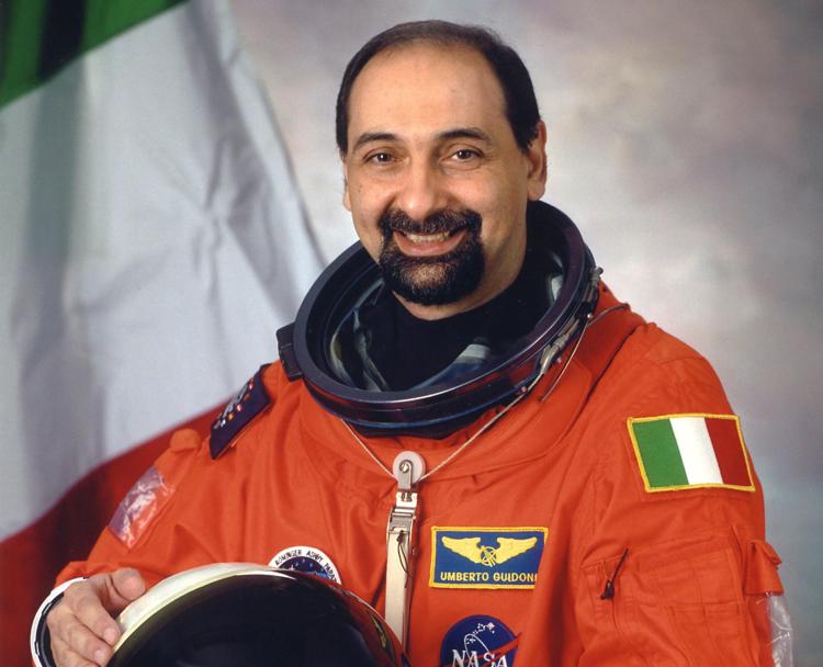 l'astronauta italiano Umberto Guidoni 