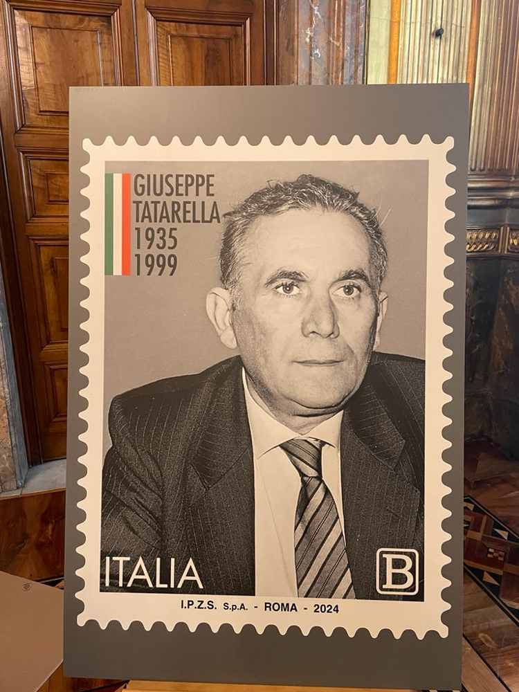 In Senato francobollo per Pinuccio Tatarella, a 25 anni dalla scomparsa del 'ministro dell'armonia'